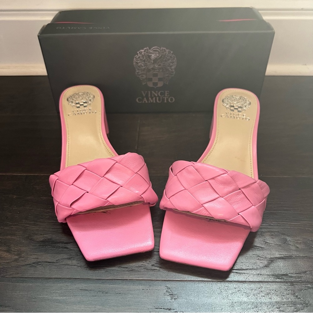 Vince Camuto Semtera Healed Slide